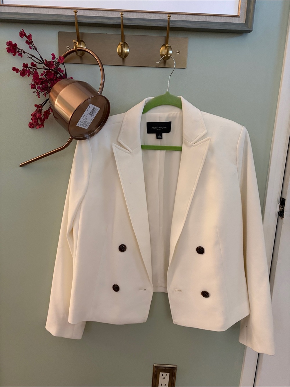 Ann Taylor Cream Double-Breasted Cropped Blazer with Dark Buttons